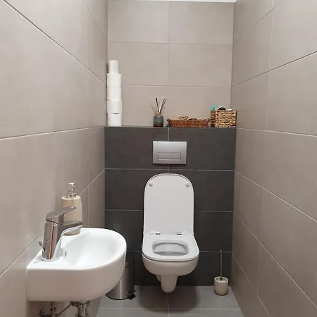 Lovely 2-bedroom In Apartman