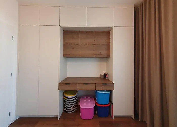 Lovely 2-bedroom In Братислава